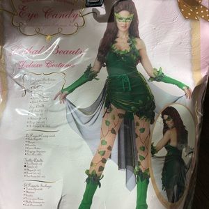 Poison ivy costume size small (6-8)